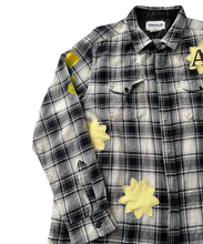 Load image into Gallery viewer, SUNFLOWER FLANNEL
